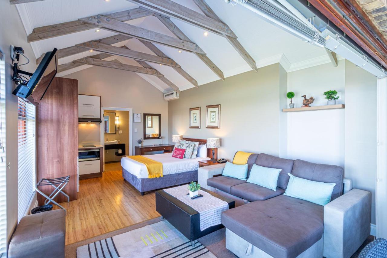 Boardwalk Lodge - Self-Catering Wilderness Bagian luar foto